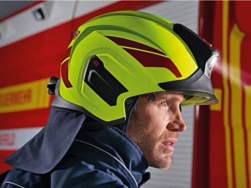 heros titan głowne.jpg